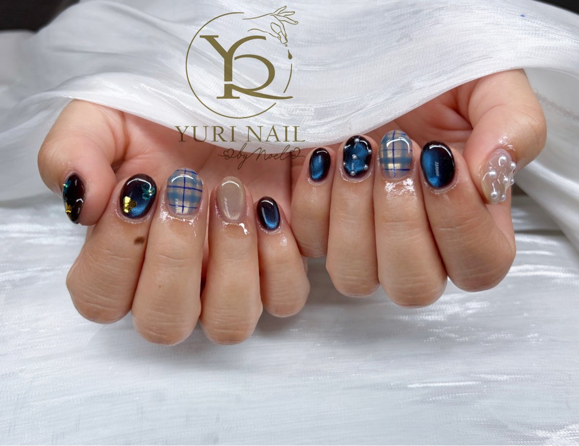 ネイル ハンドネイル フットネイル ハンドケア YURI Nail NARITAのネイルデザイン