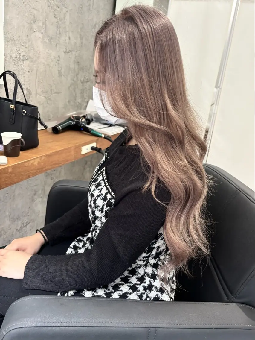ロング カラー ヘアアレンジ ヘアカラー トリートメント vizz by el yts 北谷ブリーチのヘアスタイル