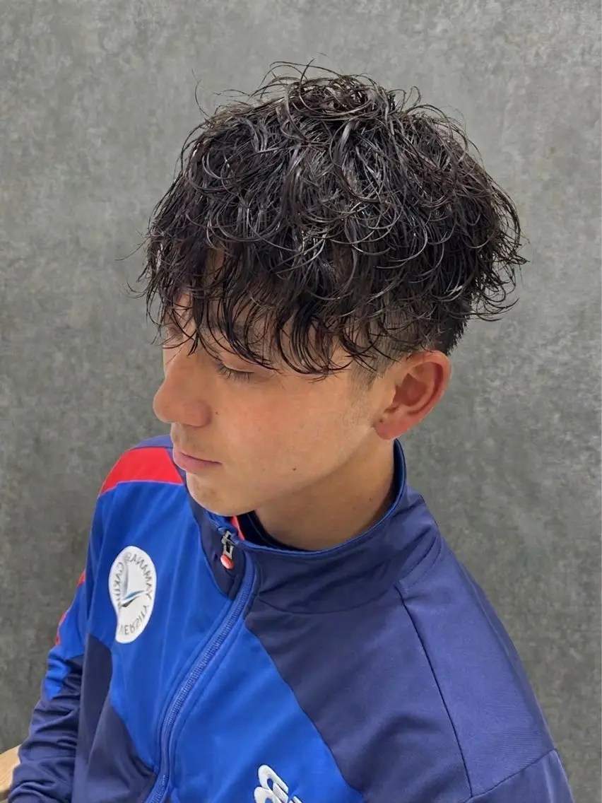 ミディアム パーマ メンズ カット パーマ 小塚 悠雅のヘアスタイル