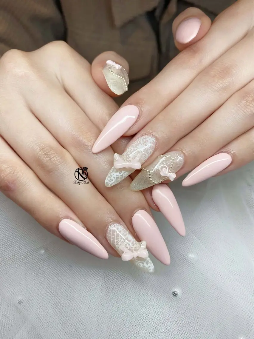 ネイル アートネイル チークネイル 桜ネイル 成人式 フレンチネイル ハンドネイル RUBY Nail 日暮里店のネイルデザイン
