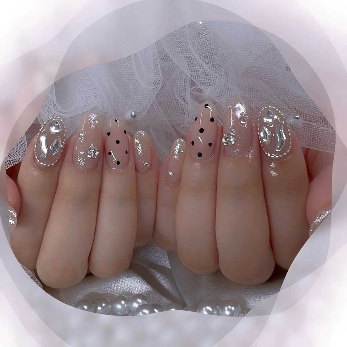 ネイル チークネイル フレンチネイル ガーリー グラデーション マグネットネイル ハンドネイル Chill Nailsalonのネイルデザイン