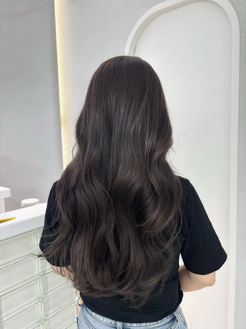 ロング カラー GAGA Hinaのヘアスタイル