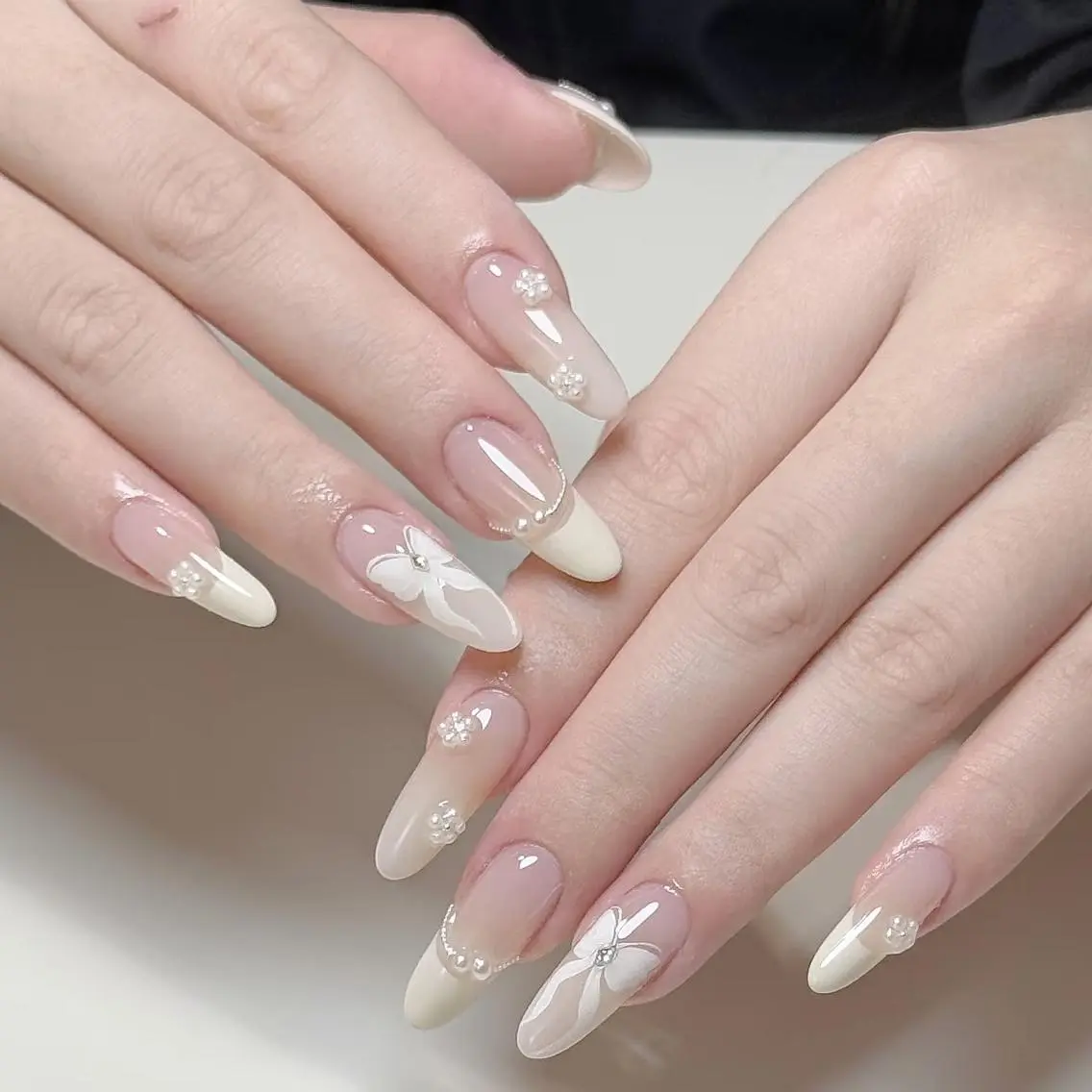 ネイル ハンドネイル ハンドケア 🍑 momo_nailのネイルデザイン