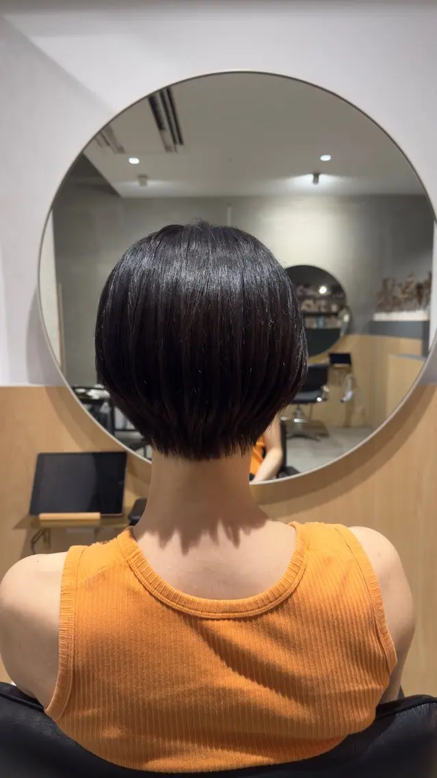 ショート 都築 菜美のヘアスタイル