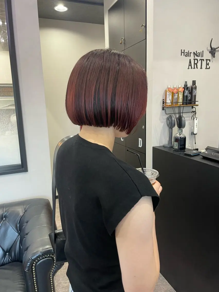 ショート カラー ヘアカラー 友滝 真菜美のヘアスタイル