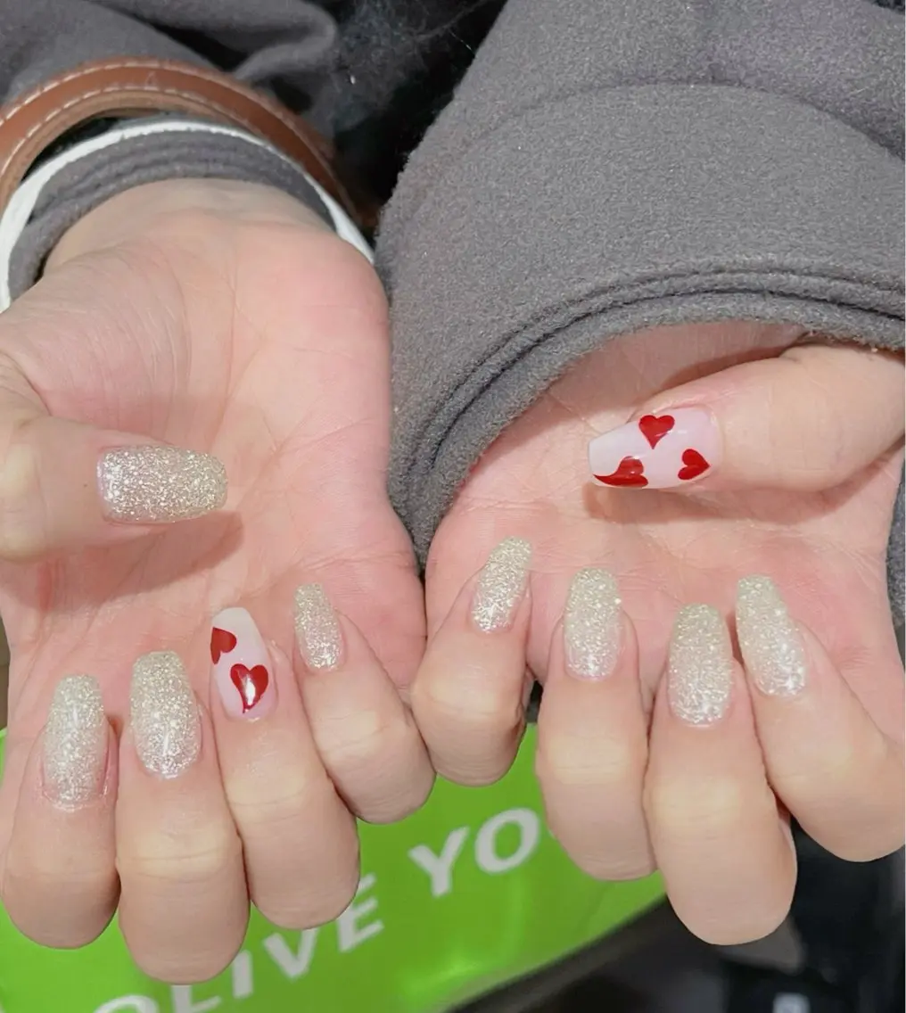 ネイル オーロラネイル 長さ出し フットネイル 韓国ネイル ラメ(グリッター) ハンドネイル 👍thumbs up nail👍のネイルデザイン