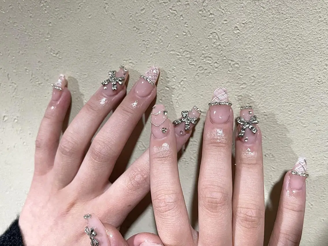 ネイル ハンドネイル na🎀🎀na ちゅるちゅるのネイルデザイン