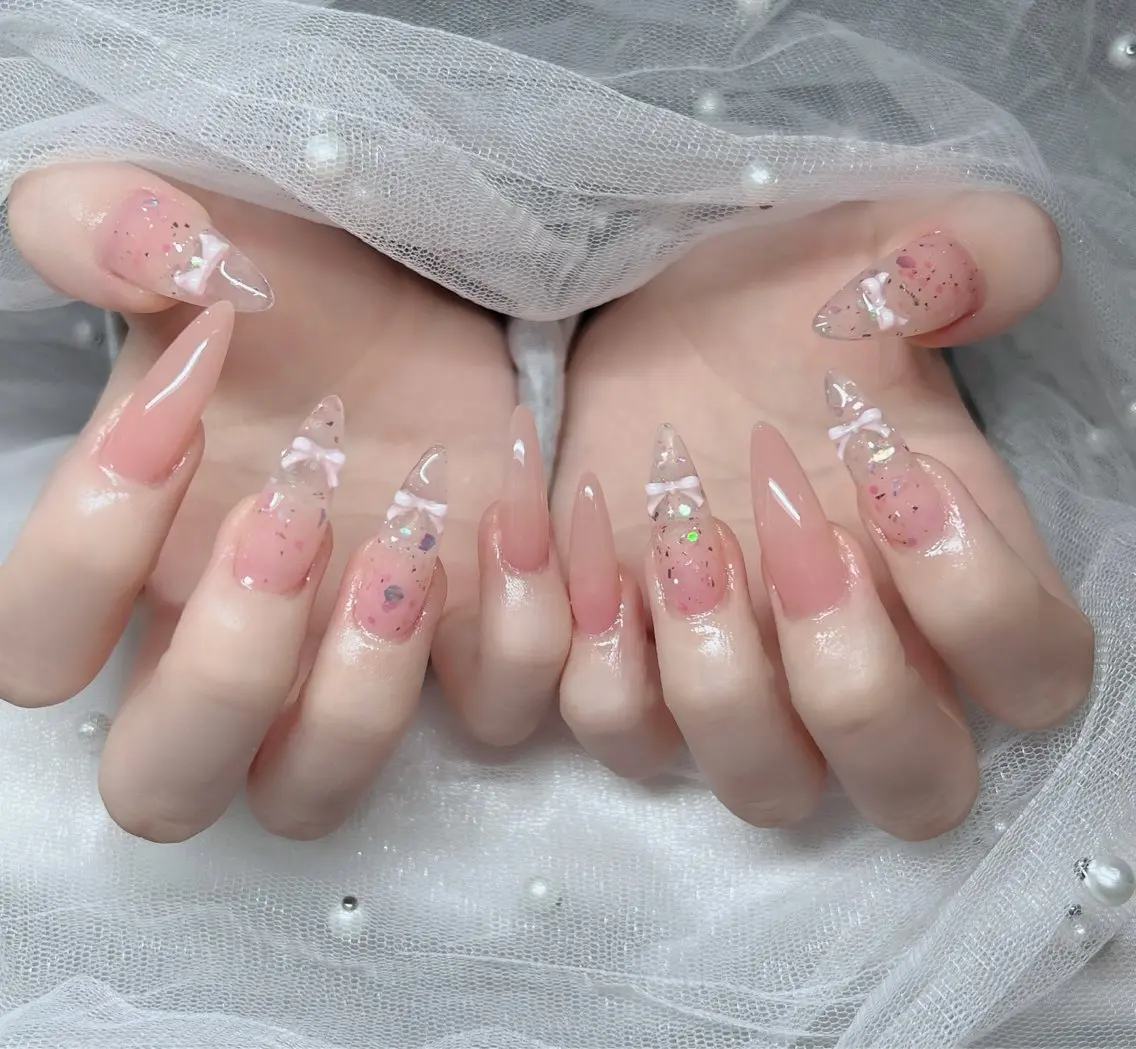 ネイル ハンドネイル 🎀PG🩵 ネイルサロンのネイルデザイン