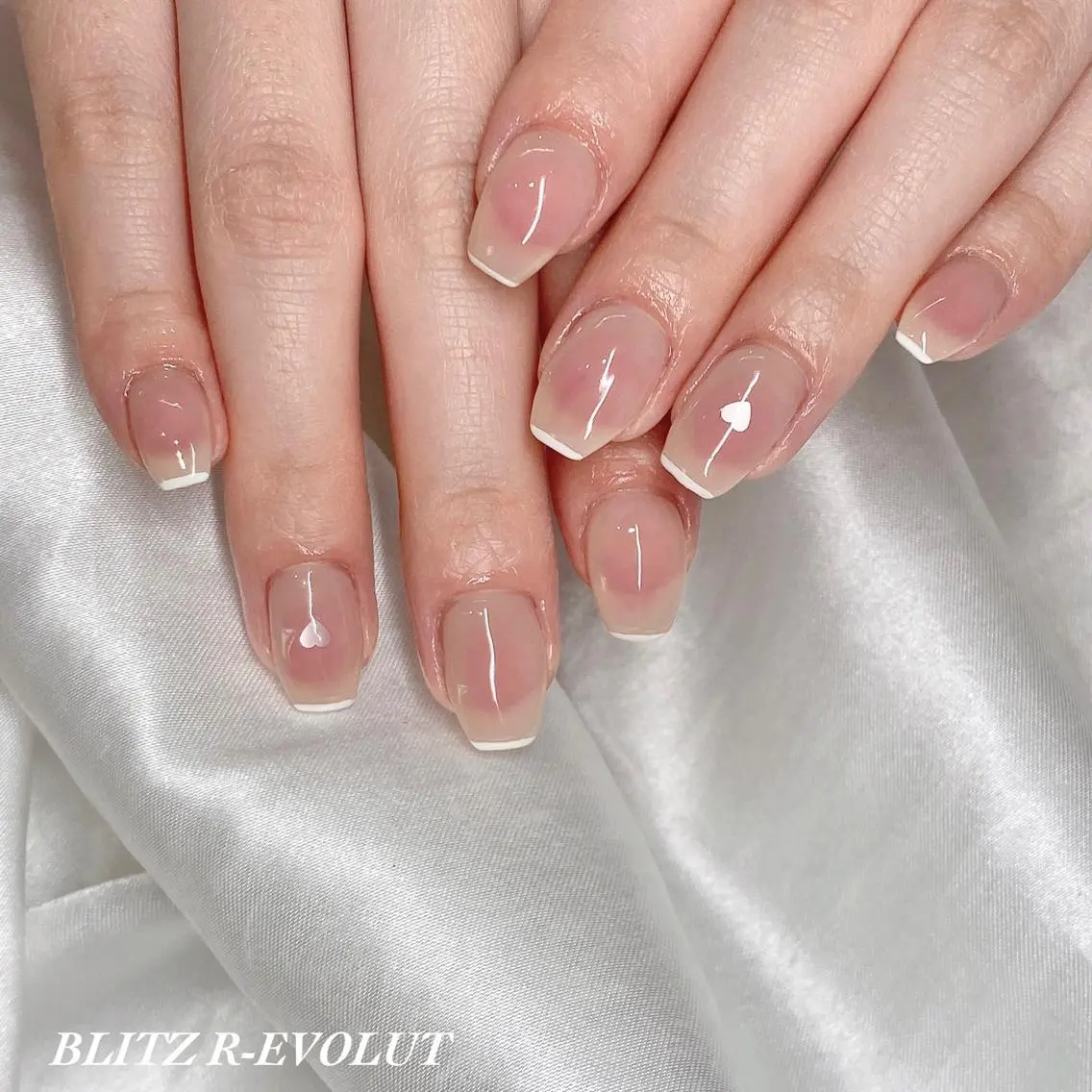 ネイル ハンドネイル ☁️BLITZ 🎀笠原雪音🎀のネイルデザイン