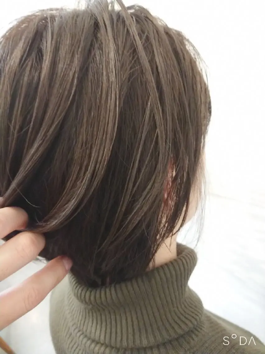 【白髪ぼかし】カット+カラー/ハイライト+トリートメント(明るめカラーで白髪を目立ちにくくさせます)の写真