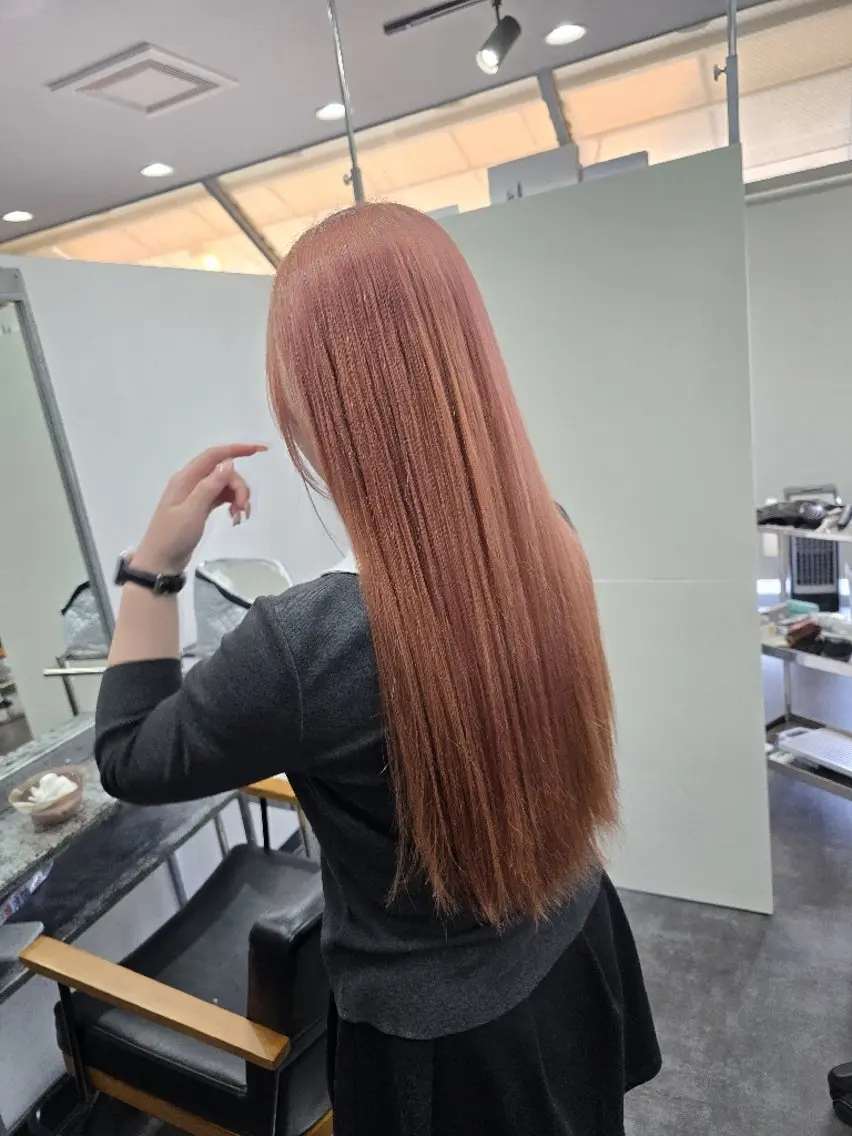 ロング カラー ヘアカラー トリートメント 平田 広大のヘアスタイル