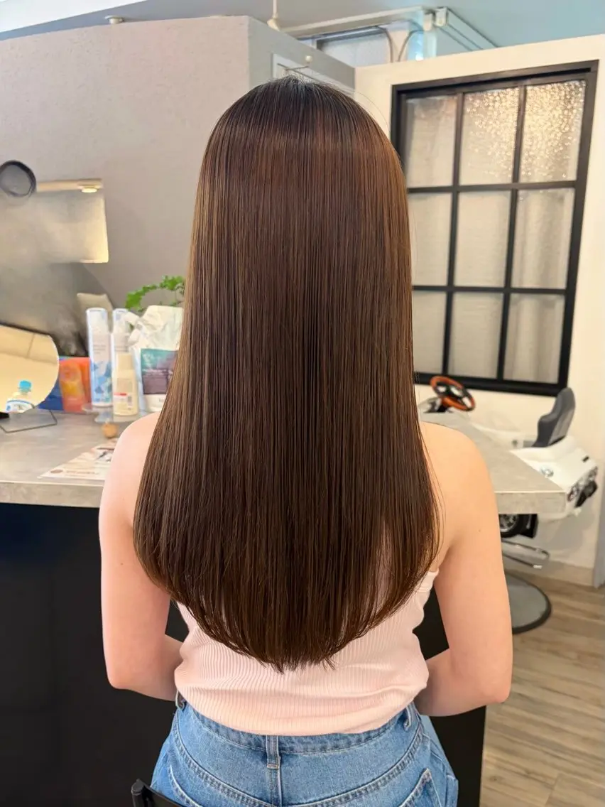 セミロング カット 縮毛矯正 トリートメント sato ayaka |透明感カラー🫧のヘアスタイル