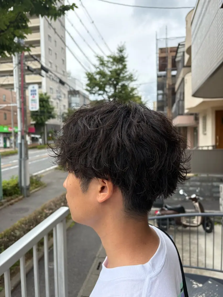 パーマ メンズ メンズパーマ カット パーマ トリートメント ナルミ ケイスケのヘアスタイル
