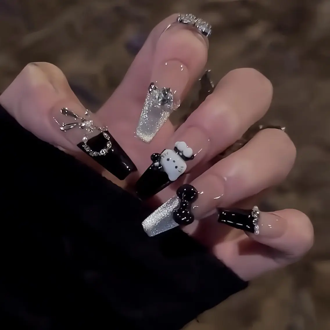 ネイル アートネイル フレンチネイル ジェルネイル 韓国ネイル ミラーネイル Rin Nail 新大久保店のネイルデザイン