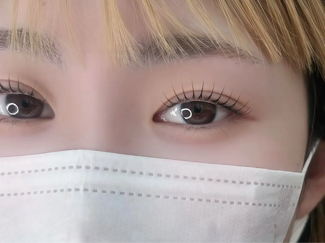 似合わせラッシュリフトの写真