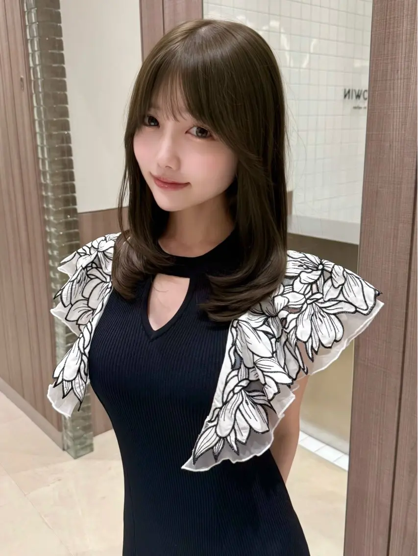 ミディアム カラー カット ヘアカラー トリートメント ヘッドスパ 上品ヘア🤍顔周り/ レイヤー✨/林遼一郎のヘアスタイル
