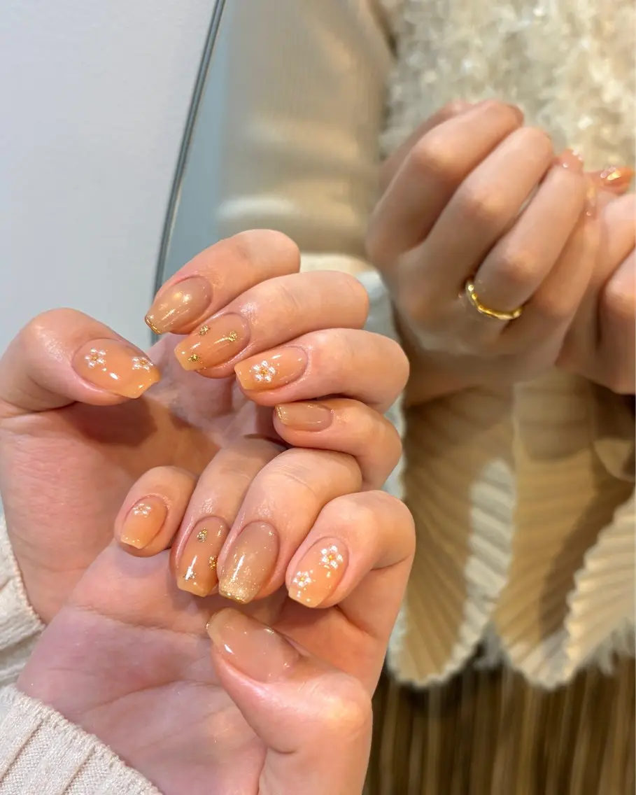 ネイル ハンドネイル 新宿ニュアンスネイル makotoのネイルデザイン