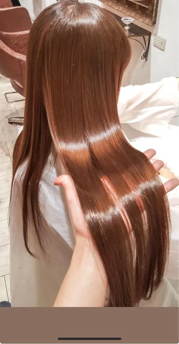 ロング 韓国風 レイヤーカットのヘアスタイル