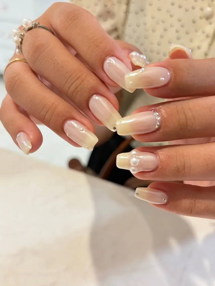 ネイル Salondevi2 isanaのネイルデザイン