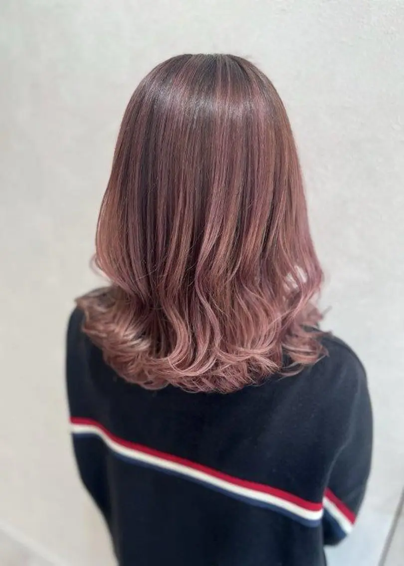 カラー 古田 陽菜のヘアスタイル