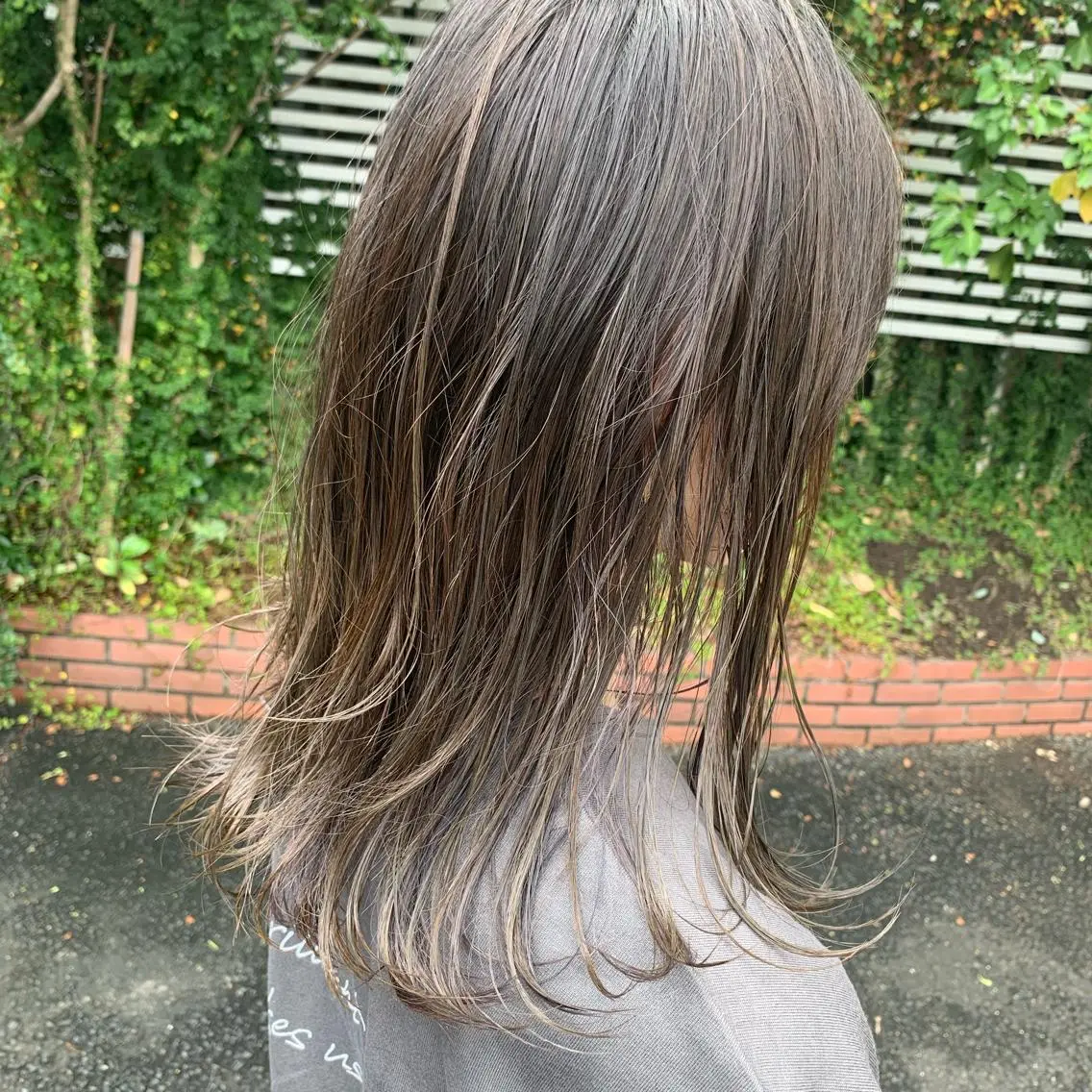 セミロング カラー 髪質改善 の達人/杉原碧仁のヘアスタイル