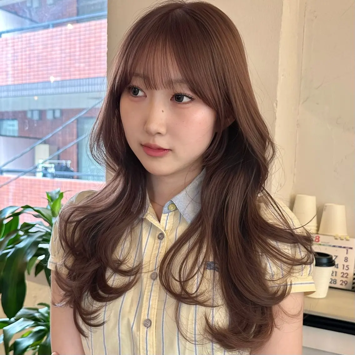 セミロング カット ヘアカラー トリートメント 🌹ハッシュカット、 レイヤー韓国ヘア🌹のヘアスタイル