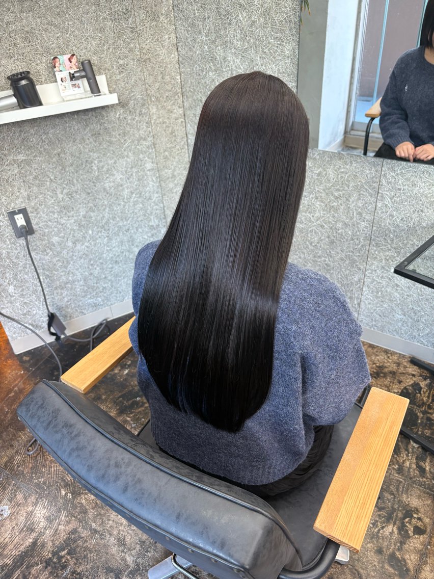 ロング 🌼KANAレイヤー 縮毛矯正/髪質改善のヘアスタイル