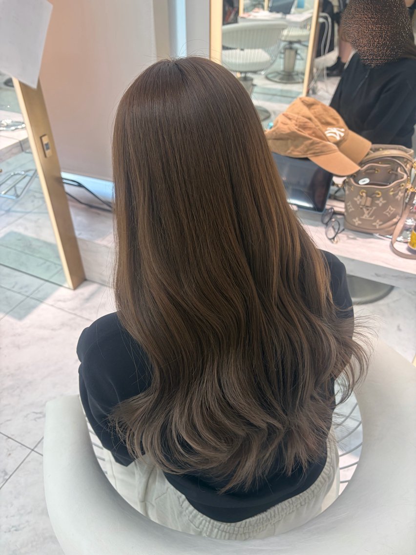 ロング カラー カット ヘアカラー りおん レイヤー/ベージュのヘアスタイル