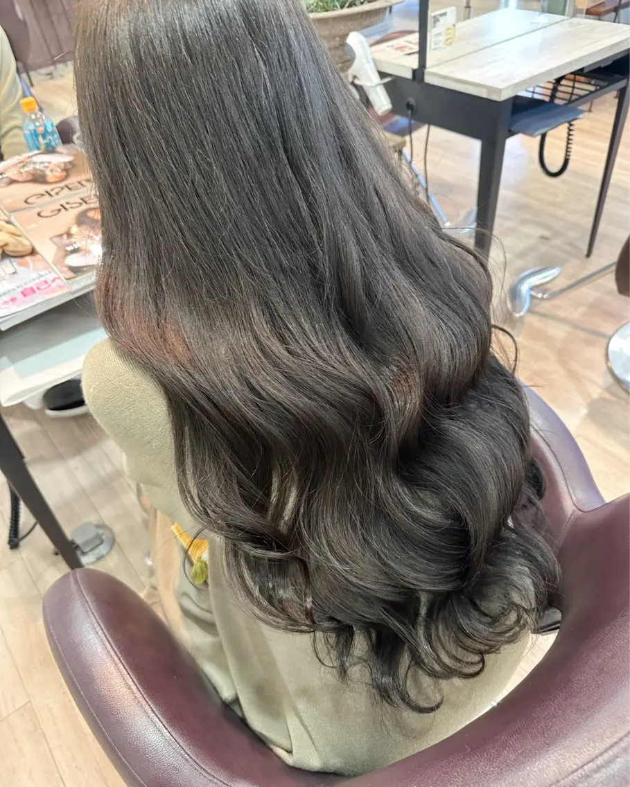 ロング ヘアカラー トリートメント ツヤ髪質改善 💜れいな💜のヘアスタイル