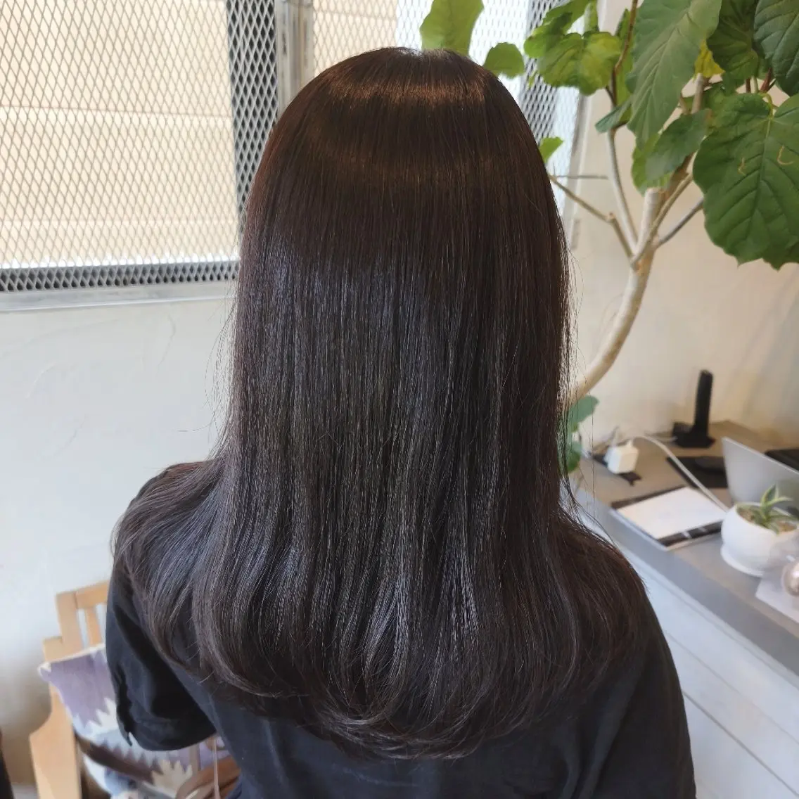 ロング ヘアカラー LEASH 北原のヘアスタイル