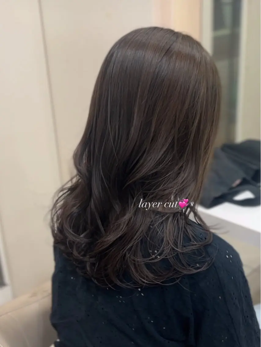 セミロング カット 🎀さ こﾁ🎀のヘアスタイル