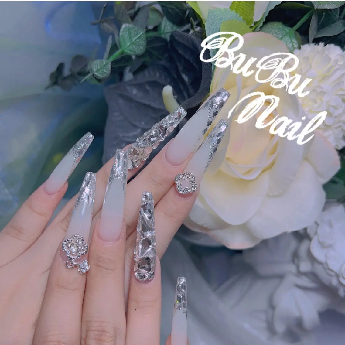 ネイル BuBu Nail渋谷道玄坂のネイルデザイン