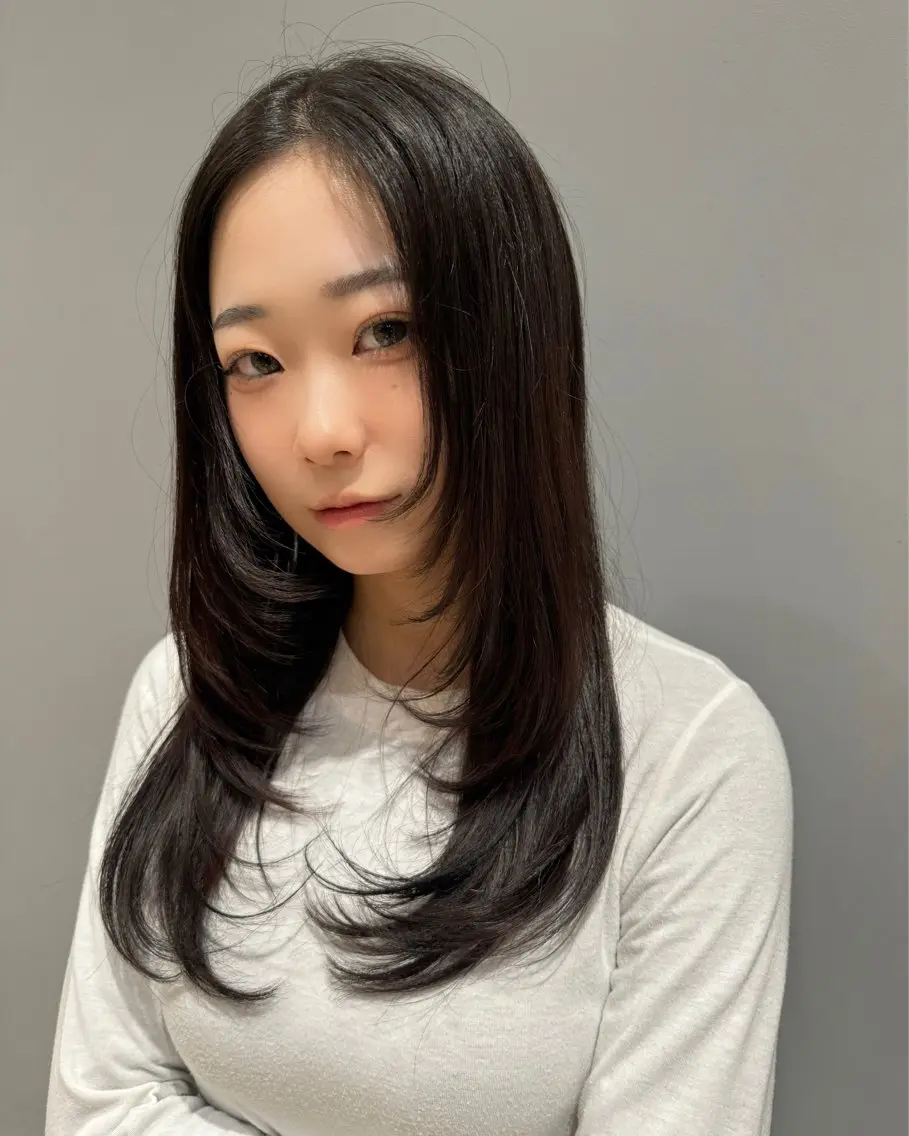 ロング 顔まわりレイヤー 顔周りカット 韓国風ヘア レイヤーカット 鈴木結花/立川美容師 /お悩み解決型美容師のヘアスタイル