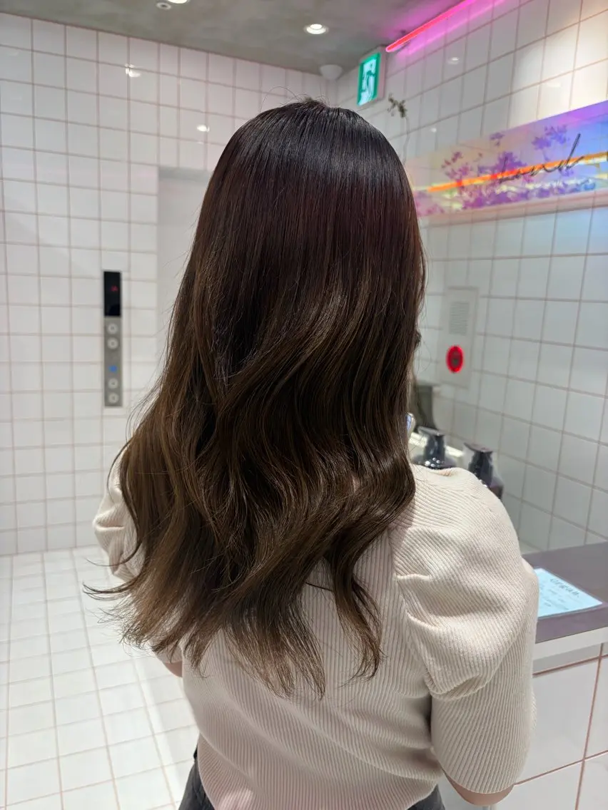 ロング カラー カラーモデル募集中/ 大寺伊織のヘアスタイル