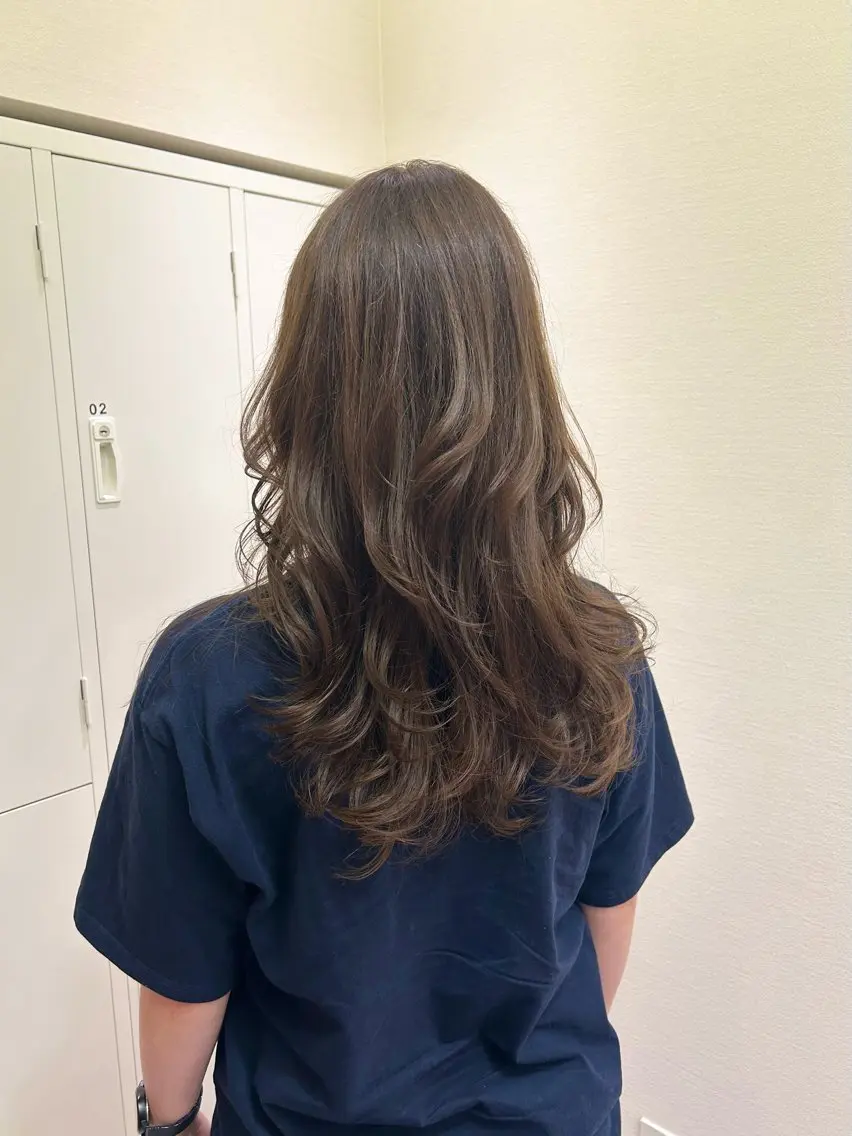 ロング ハイレイヤー レイヤーカット AILERON 神村のヘアスタイル