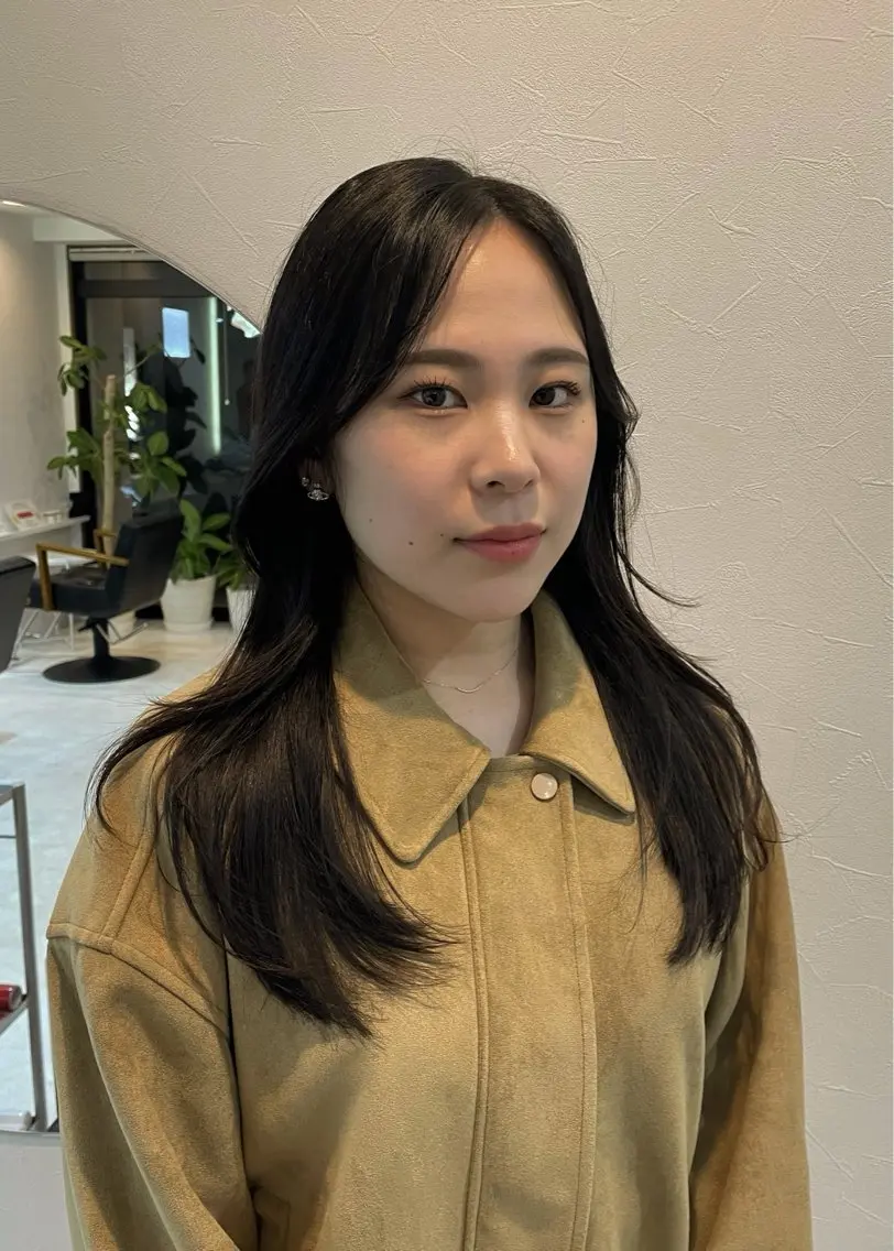 ロング レイヤーカット ロング 前川 瑞希のヘアスタイル