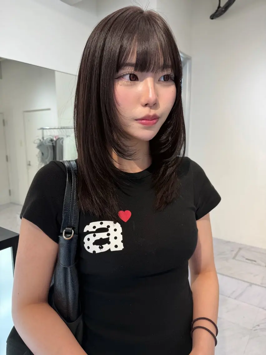 セミロング カラー ベージュカラー ブリーチ ケアブリーチ デザインカラー ダブルカラー カット ヘアカラー TATSUブリーチ/ ミルクティーベージュのヘアスタイル