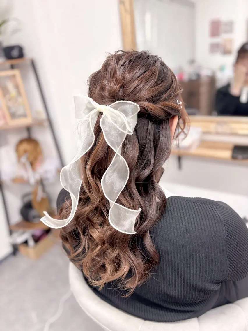 【特別価格】¥4000→¥2500  ⭐️30分ヘアセット⭐️ ※アップ以外！※写真撮影必須のメニューとなります。の写真