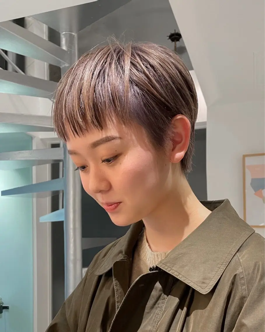 ショート カラー パーマ 渡邊 百咲のヘアスタイル