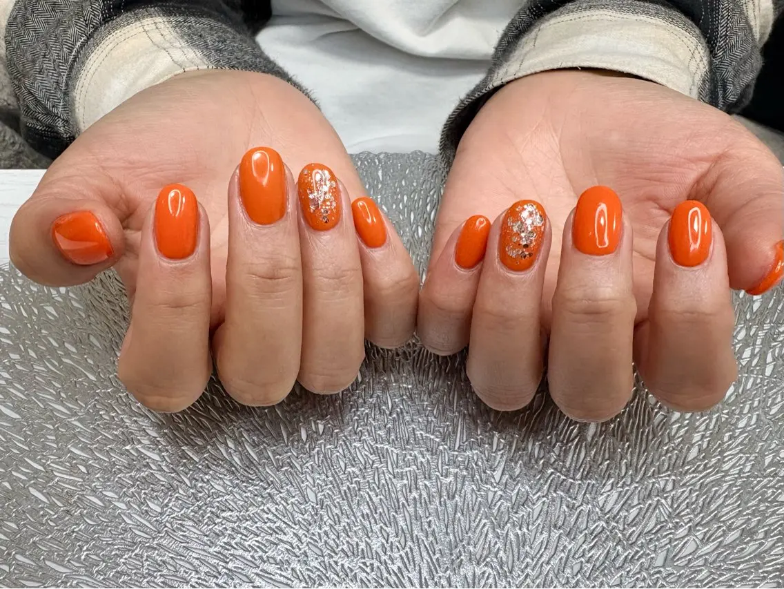 ネイル フットネイル ジェルネイル ラメ(グリッター) マグネットネイル 持ち込み ハンドネイル ハンドケア ♡Bivi♡自爪に 優しいネイルサロンのネイルデザイン