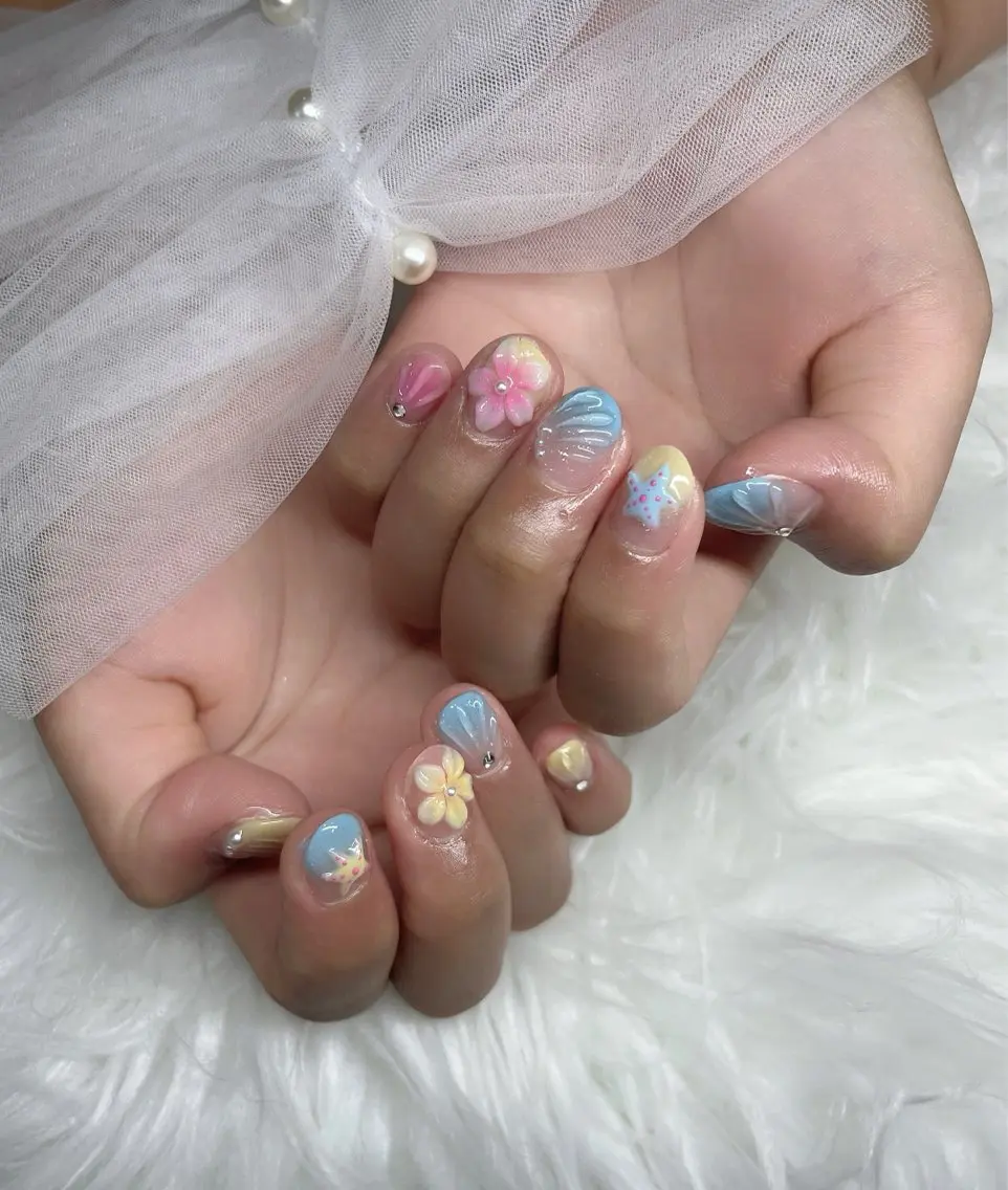 ネイル ハンドネイル YOLO NAILのネイルデザイン