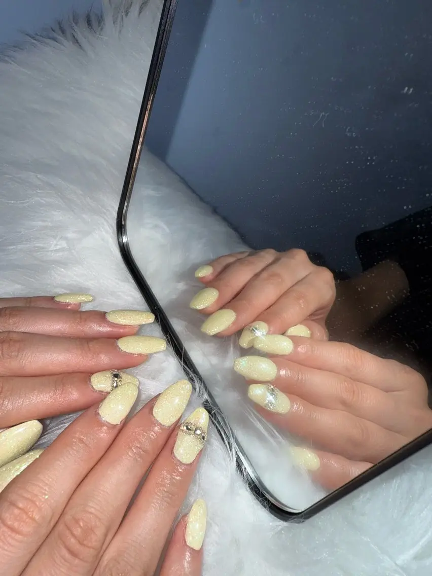 ネイル ハンドネイル BiBi Nanakaのネイルデザイン