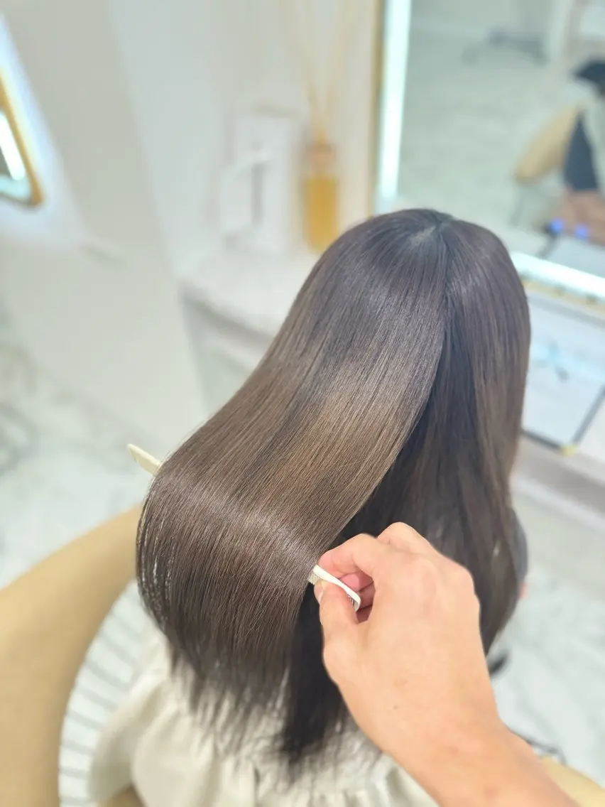ロング カラー トリートメント SE ITAのヘアスタイル