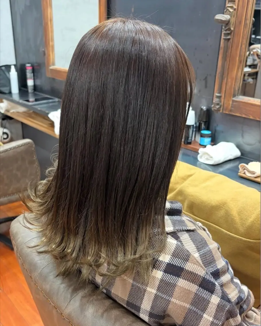 ロング カラー ヘアアレンジ 烏山 達也のヘアスタイル