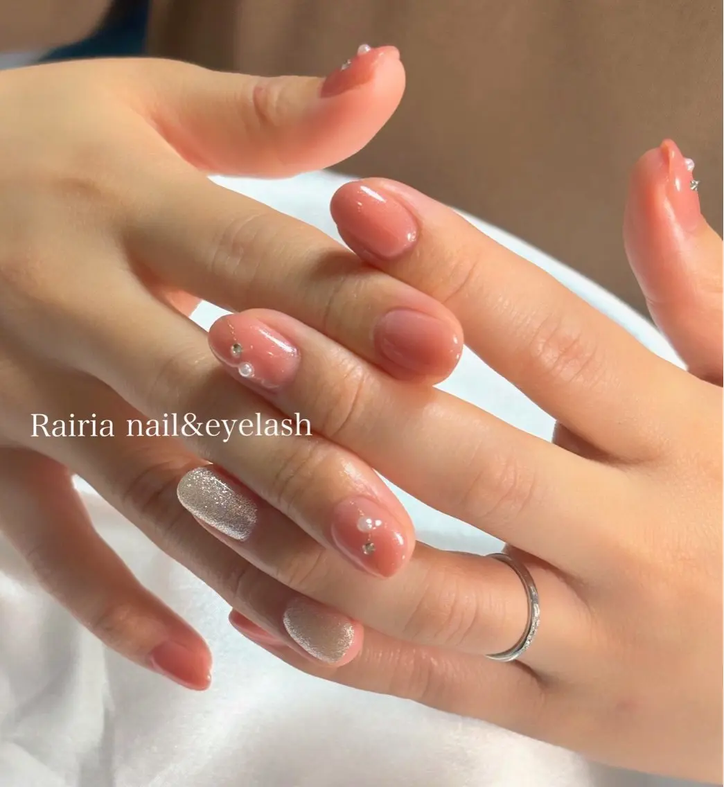 ネイル ラメ(グリッター) ピンク ハンドネイル CRISTA MOMOのネイルデザイン