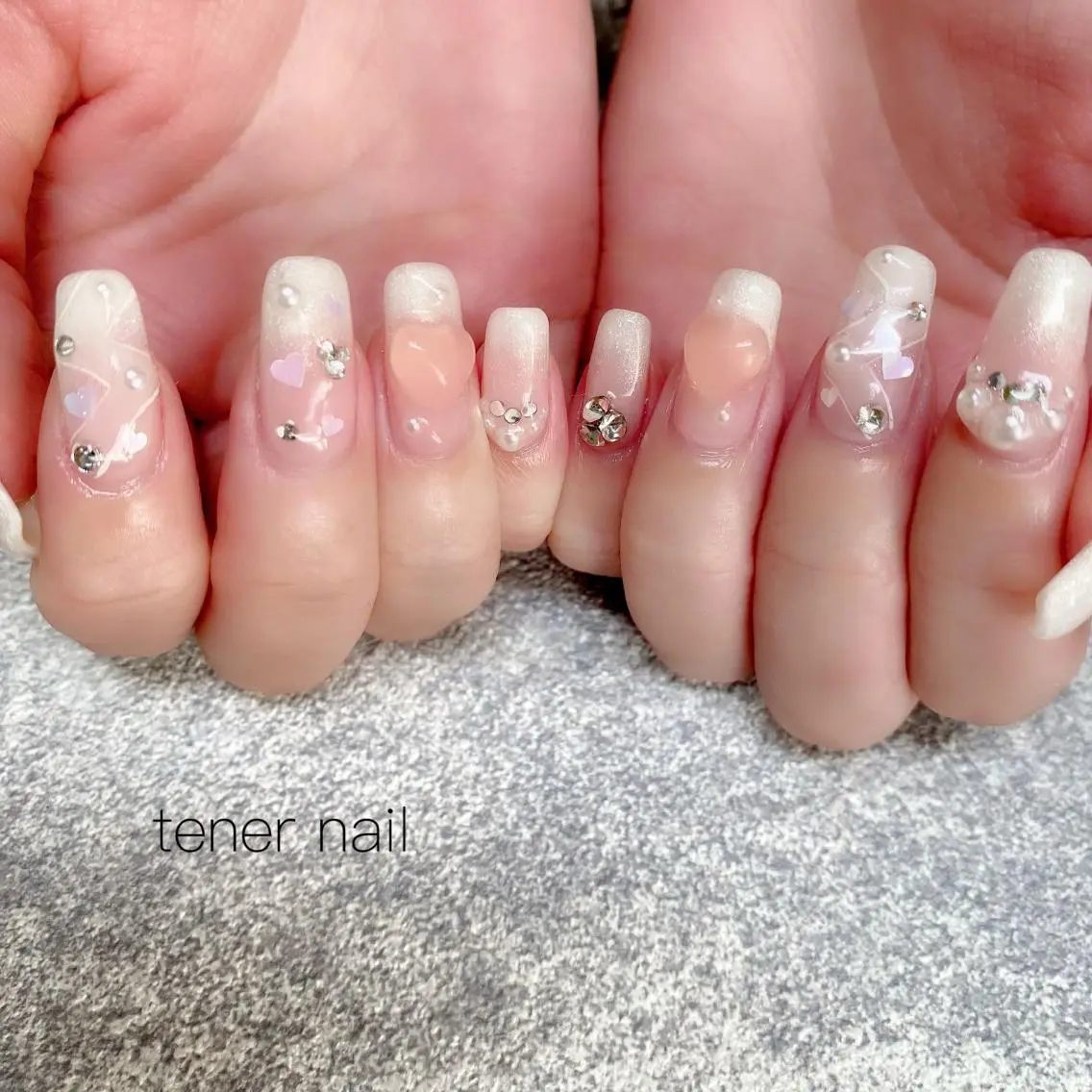 ネイル ハート UVネイル テネルネイル tener nailのネイルデザイン