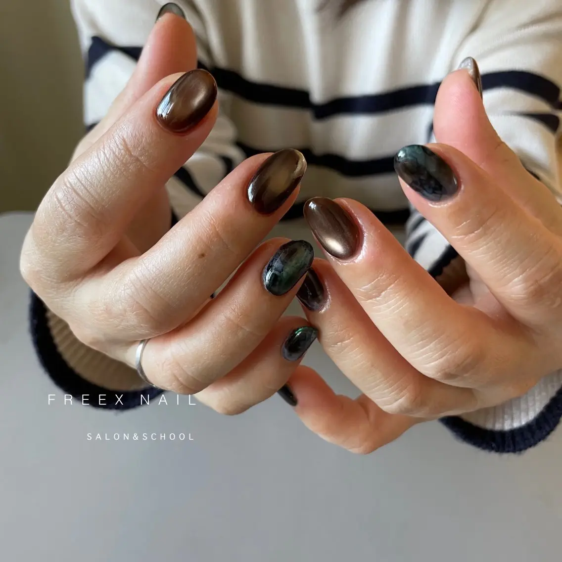 ネイル マグネットネイル ハンドネイル ハンドケア freex nail /ニュアンス/個性派のネイルデザイン