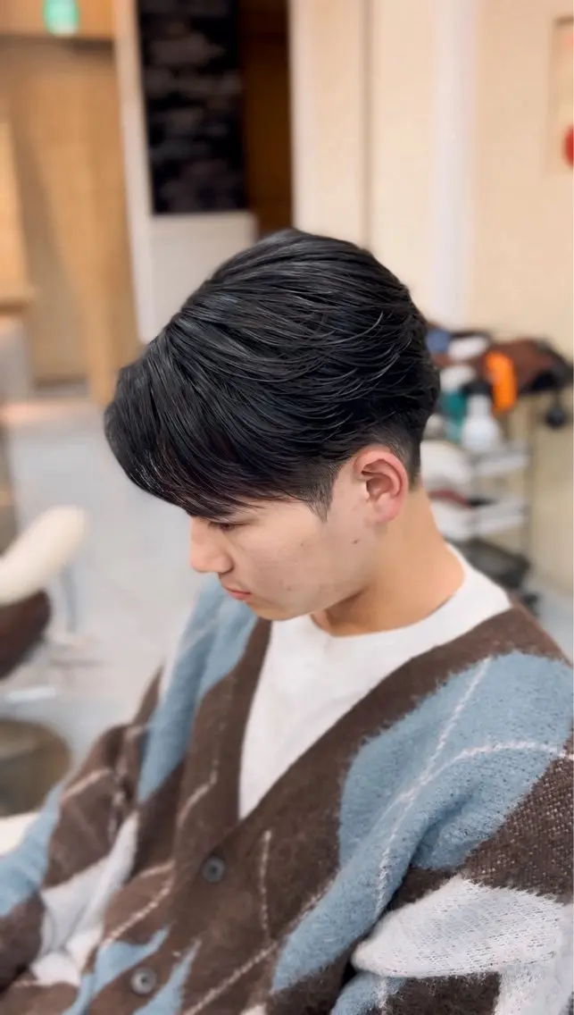 ショート パーマ メンズ センターパート カルマパーマ メンズ韓国風 韓国マッシュ マッシュ カット 🔮メンズ縮毛矯正 メンズパーマ💎竹永のヘアスタイル