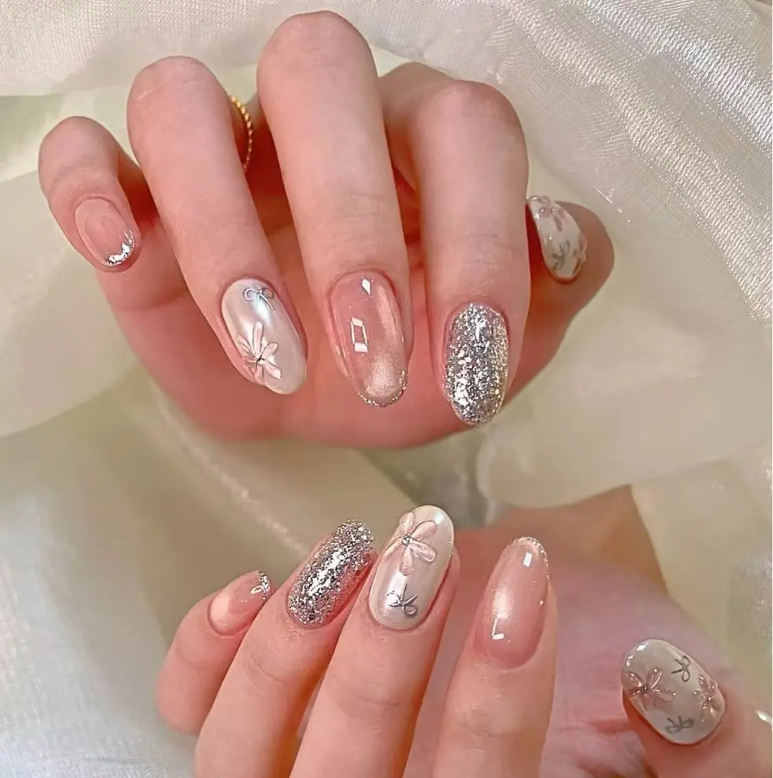 ネイル フラワーネイル フレンチネイル ジェルネイル ガラスフレンチ ハート ハンドネイル BabyYouMi nailのネイルデザイン