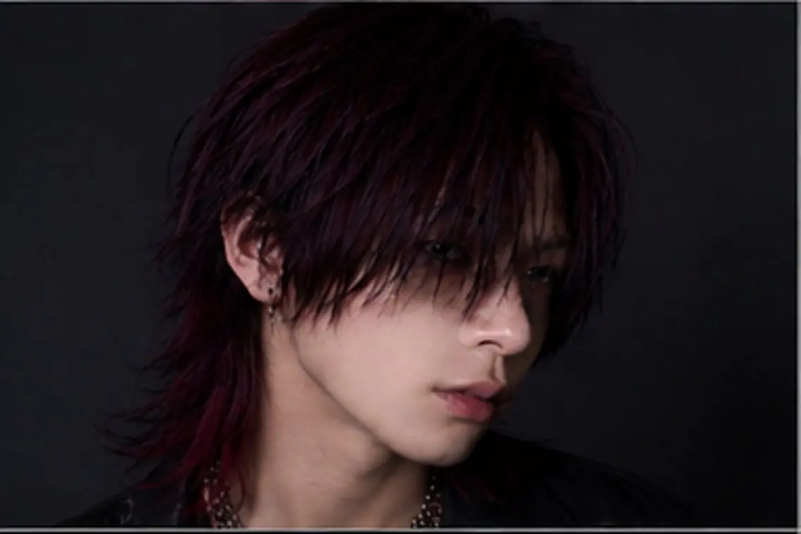 メンズ ヘアカラー Rin / 雰囲気 変わるカラー📌のヘアスタイル